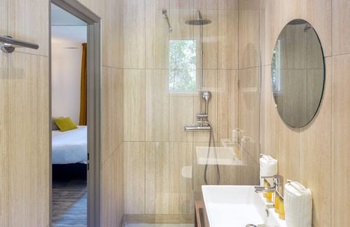 Arles Hotel | SOWELL HÔTELS L'Olivier