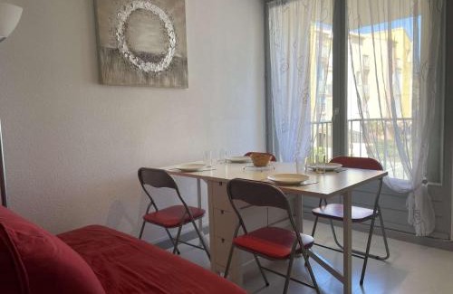 Saint-Pierre-la-Mer Apartment | SP500-084 Appt 2 pièces cabine SAINT PIERRE LA MER