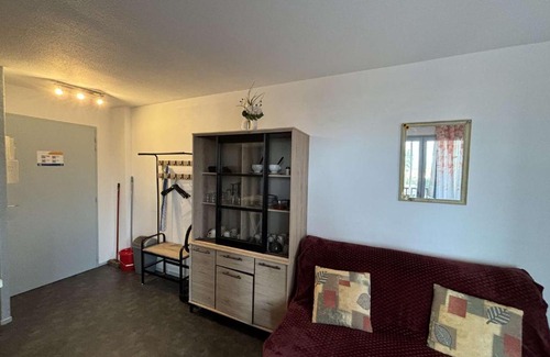 Saint-Pierre-la-Mer Apartment | SP570-302 Studio cabine loggia ST PIERRE LA MER