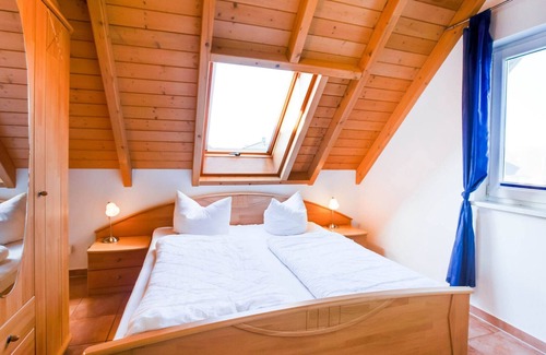 Beckerwitz Apartment | Spacious apartment in Beckerwitz with balcony