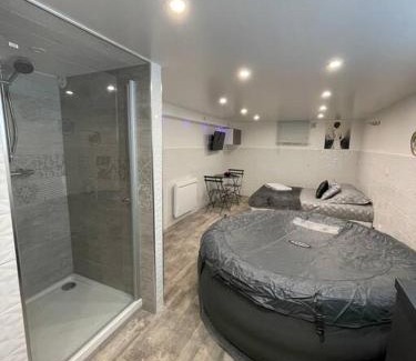 Saint-Germain-les-Corbeil Apartment | SPA L'angelus