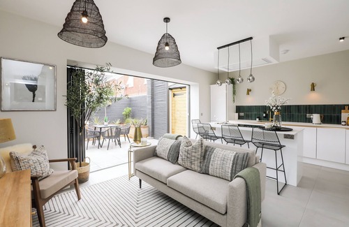 Hereford House | Spa Like Bathrooms & Luxurious Accommodation