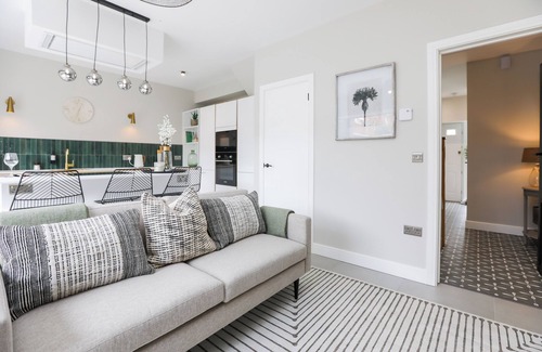 Hereford House | Spa Like Bathrooms & Luxurious Accommodation