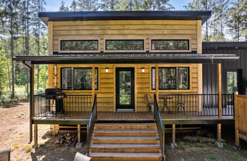 Mauricie Ski Chalet | Spa Nature & Riverside Escape - Le Tamia