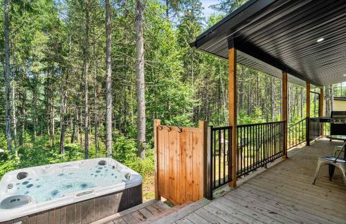 Mauricie Ski Chalet | Spa Nature & Riverside Escape - Le Tamia