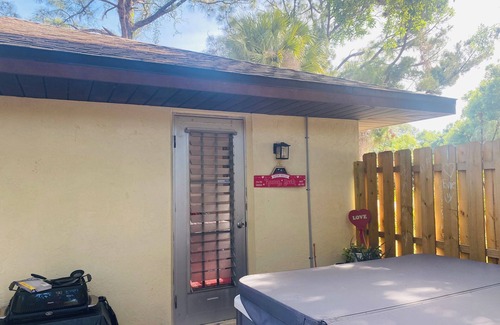 Fort Myers Shores House | Spa private rock garden yoga