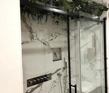 Macon Apartment | Spa-Sauna-Ciel de pluie tropicale-Champagne Nuit Romantique - Escapade Mâconnaise