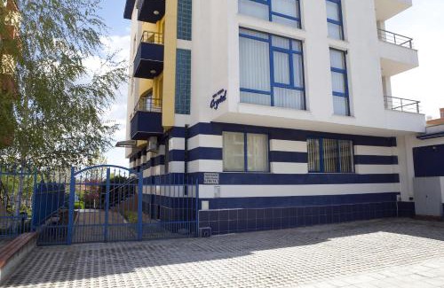 Hisarja Apartment | Spa Villa Crystal