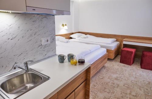 Prolomska Banja Hotel | Spa & wellness Villa Garetov Konak