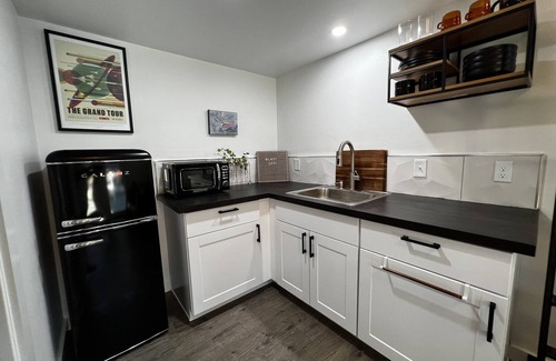 MLK Apartment | Space Cowboy: Modern Tiny House in East Austin