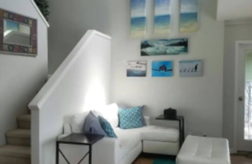 East Queen Anne House | SPACE NEEDLE VIEWS & CLOSE TO LAKE UNION