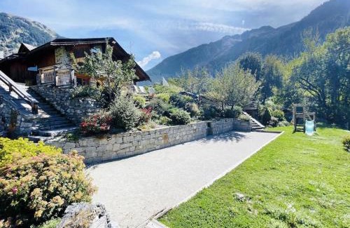 Champagny-en-Vanoise Ski Chalet | Spacieux Chalet 19pers, Piscine, Jacuzzi, Sauna & Salle de Jeux