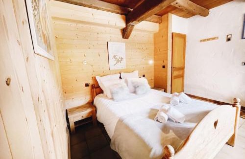 Champagny-en-Vanoise Ski Chalet | Spacieux Chalet 19pers, Piscine, Jacuzzi, Sauna & Salle de Jeux
