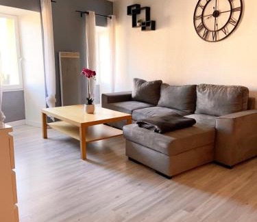 Chorges Apartment | Spacieux T2 en plein centre de Chorges