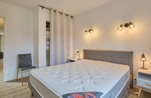 Barbotan-les-Thermes Apartment | Spacieux T2 rénové, vue nature, balcon sud, Wifi, parking à Barbotan - FR-1-841-54
