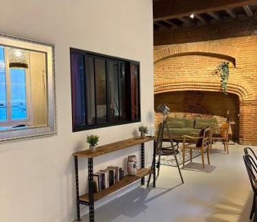 Carmes Apartment | Spacieux T3 Centre Ville Toulouse Esquirol Carmes