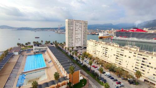 Le Mourillon Apartment | Spacieux T5, 3 chambres - Vue mer panoramique sur La Rade de Toulon