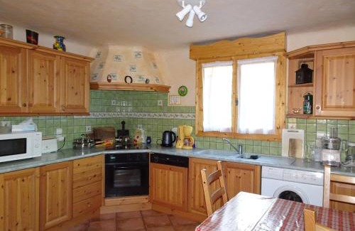 Champagny-en-Vanoise Apartment | Spacieux Triplex pour 12 pers, Terrasse, Cheminée, Garage - FR-1-464-19