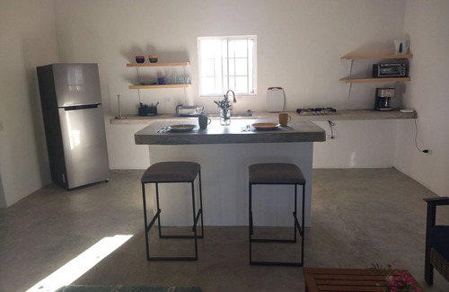 Cerritos House | Spacious 1-bedroom in a Gavilan, great location w/AC!