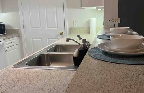 Peachtree City Apartment | Spacious 1 Bedroom Retreat. The perfect bled of when Luxury meets Comfort.