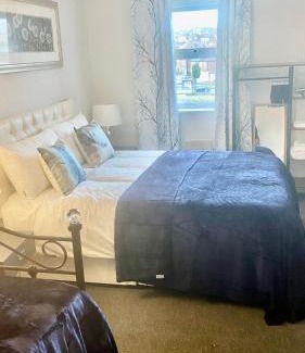 Wigan Apartment | Spacious 1 Bedroom Apartment In Wigan