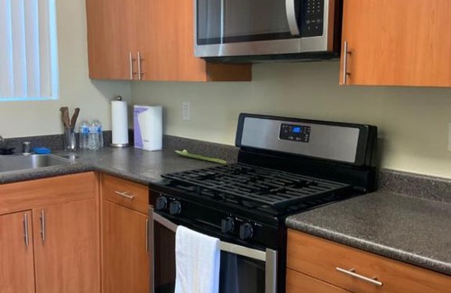 Woodland Hills Apartment | Spacious 1 Bedroom Apt in Woodland Hills CA