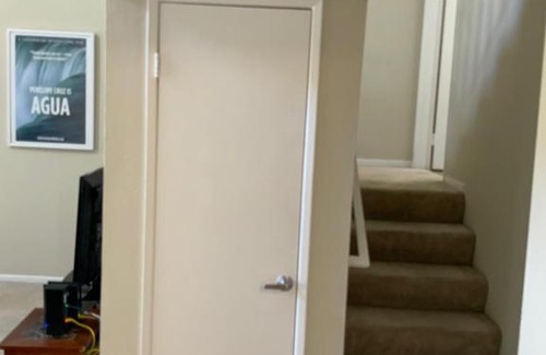 Woodland Hills Apartment | Spacious 1 Bedroom Apt in Woodland Hills CA