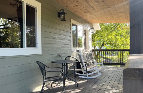 Branson Cottage | Spacious 1 bedroom Lake front property