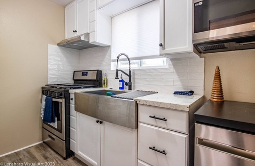 Ahwahnee House | Spacious 1-BR Home w/King Bed near Yosemite