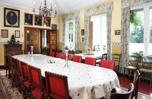 Ruiselede House | Spacious 11-Bed Family Retreat