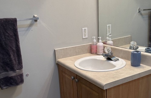 Graysville Apartment | Spacious 1BR Apt in great location!