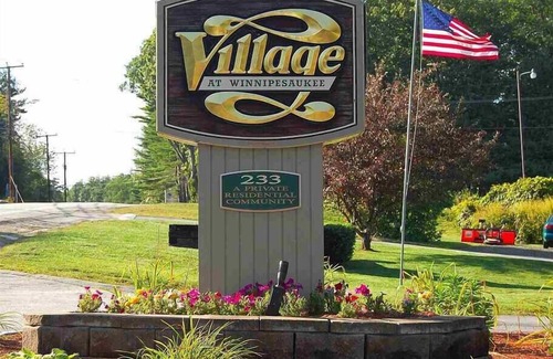 Weirs Beach Apartment | Spacious 2 Bdrm Condo Walking distance to Weirs Beach!