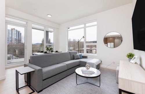 Port Moody Apartment | Spacious 2 Bedroom 2 Bathrooms
