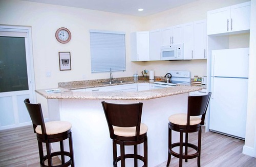 Freeport Apartment | Spacious 2 Bedroom Apartment: Pool, Clubhouse, Dock -Da Bahamian Life Vacations