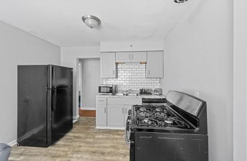Mount Airy Apartment | Spacious 2 bedroom apartment in cincinnati