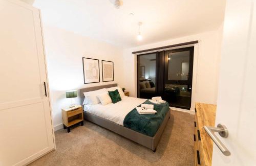 Vauxhall Apartment | Spacious 2 Bedroom Apartment in Liverpool