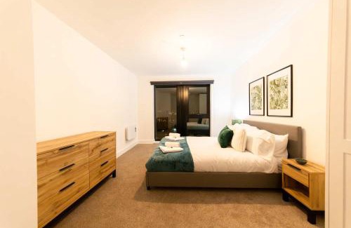 Vauxhall Apartment | Spacious 2 Bedroom Apartment in Liverpool