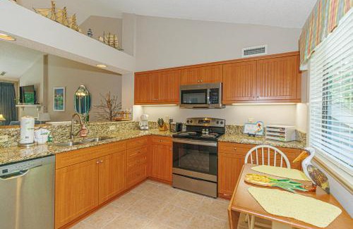Arcadian Shores House | Spacious 2 Bedroom Condo- Vaulted Ceilings and Fireplace- St James Park 12-E