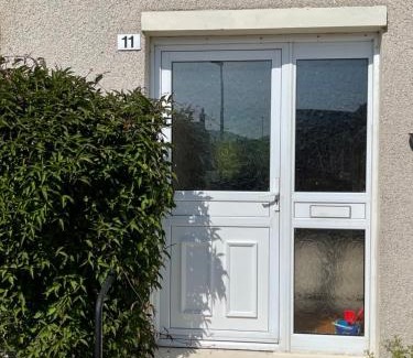 Cullen House | Spacious 2 Bedroom Home in Picturesque Cullen