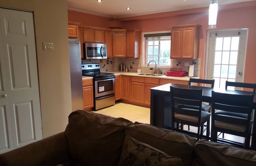Eden Gardens Apartment | Spacious 2 Bedroom Kensington Cresent New Kgn