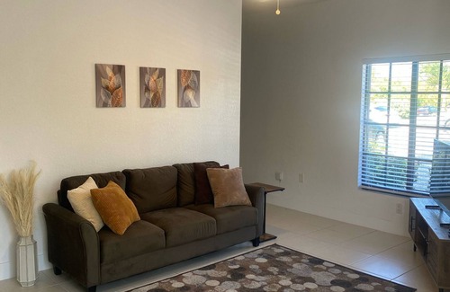 Bodden Town Apartment | Spacious 2-bedroom apartment in Bodden Town with WiFi and AC