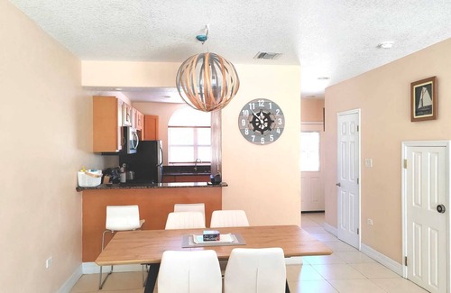 Bodden Town Condo | Spacious 2-bedroom ocean view condo in enchanting Bodden Town, including a car!