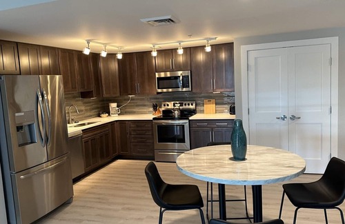 Canandaigua Condo | Spacious 2 bedroom on Canandaigua Lake