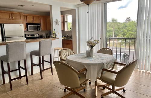Ormond Beach Condo | Spacious 2 BR beach condo