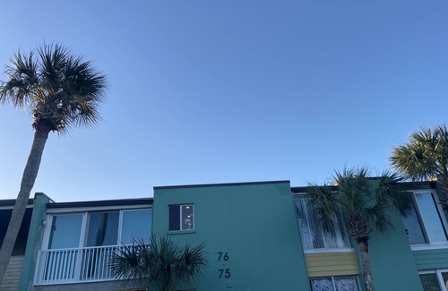 Ormond Beach Condo | Spacious 2 BR beach condo