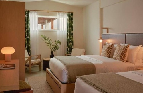 San Jacinto Hotel | Spacious 2 Queen Room Near Pleasure Pier, Pool + Rooftop Bar Access