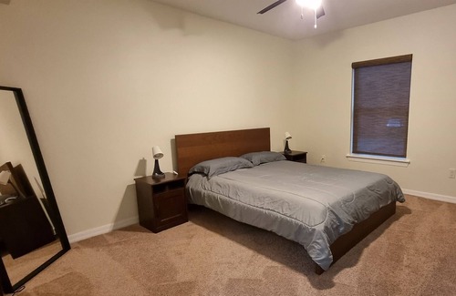 Bayou Oaks House | Spacious 2 Story Home Less than 10 minutes to Lido Key