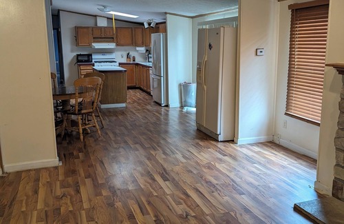 Iowa City House | Spacious 28x80 Doublewide Home