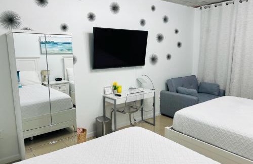 Midtown Apartment | Spacious 2BD 2BTH at Midblock