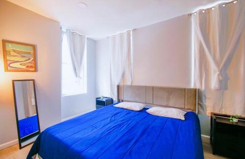 The Heights Apartment | Spacious 2Bedroom & bath mins to NYC